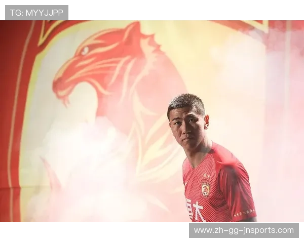 鲁能青训新星闪耀中超联赛获评最佳新秀